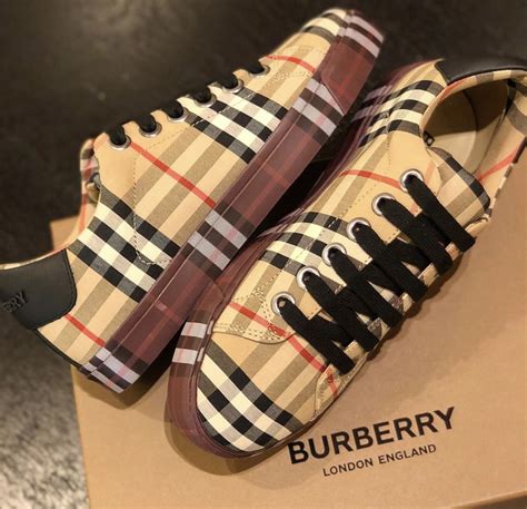 burberry shoes reddit|What are some expensive brands of clothing/shoes that is worth .